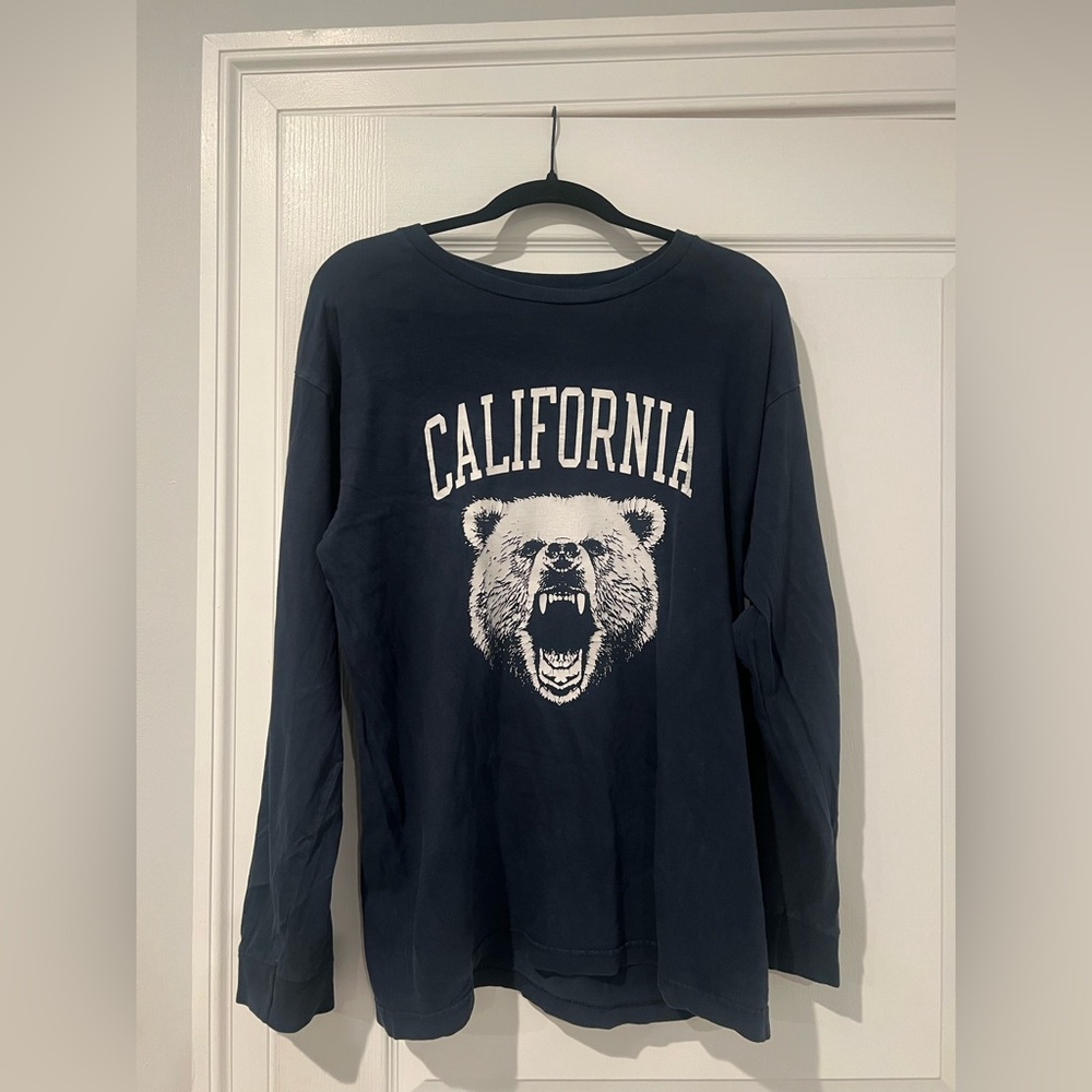 Brandy Melville Navy Long Sleeve Tee